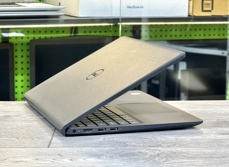 Dell Inspiron 3520 42
